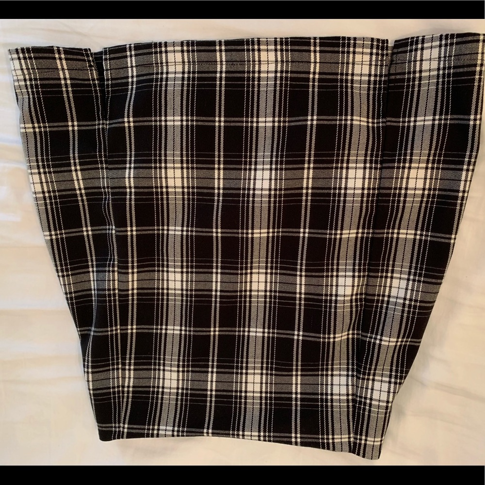 Brandy Melville Mini Pattern Skirt